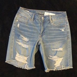 American Eagle Tomgirl Bermuda Shorts